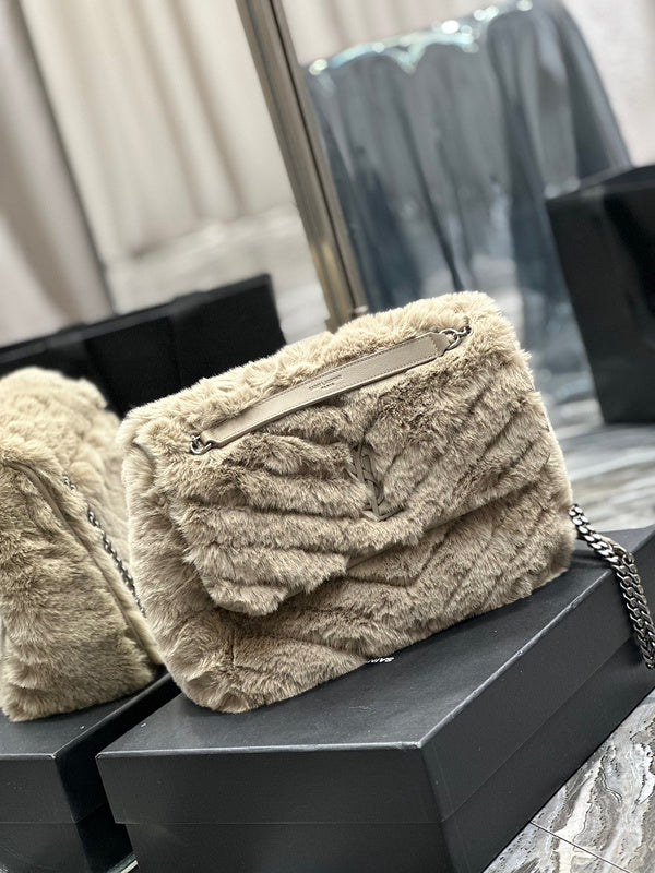 Amelia - YSL Bag - 3923