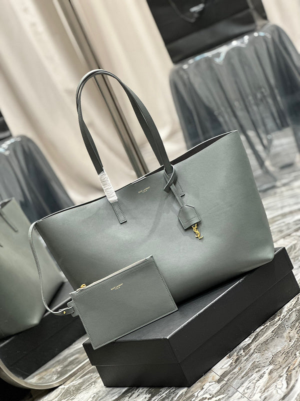 Amelia - YSL Bag - 3943