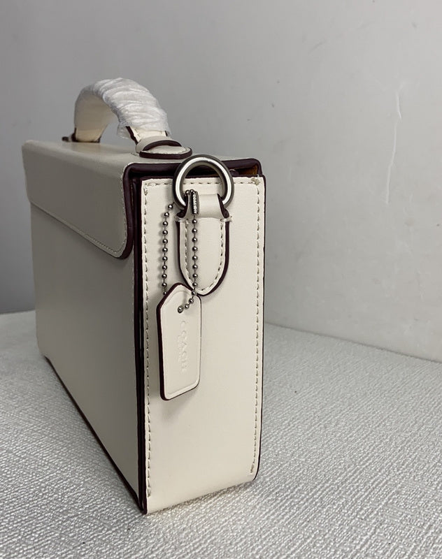 Amelia-i CAH Bags - 271