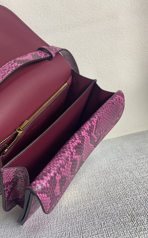 Amelia-i CAH Bags - 020