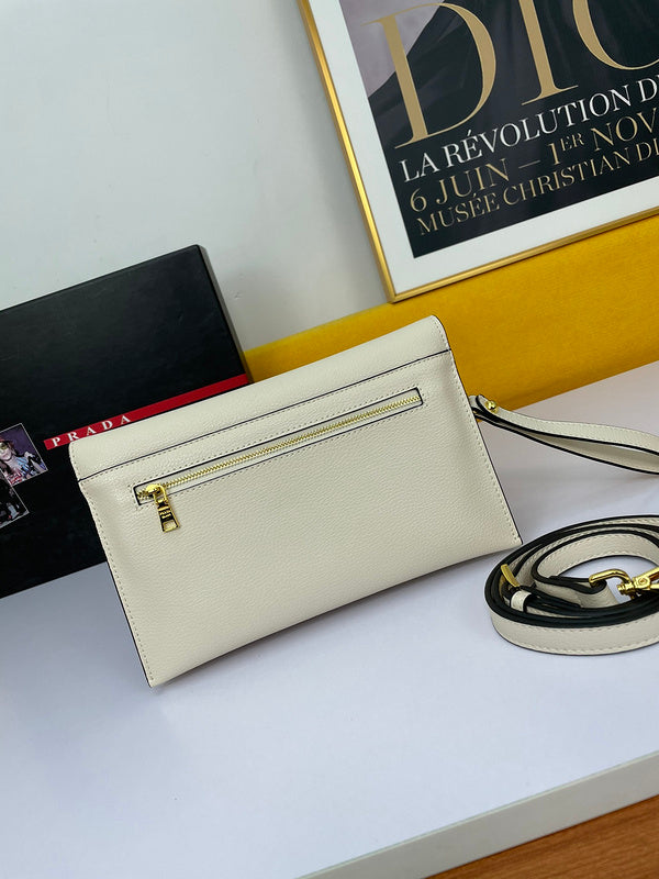 Barnes-Bags - Prada Bags - 876