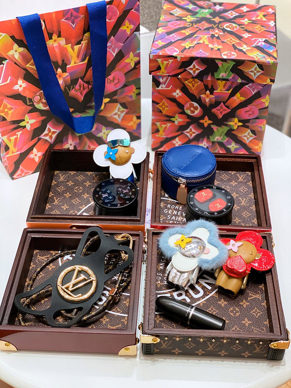 Fan Fashion Lu-Vi bags - 17804