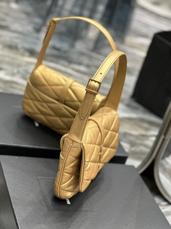 Amelia - YSL Bag - 3996