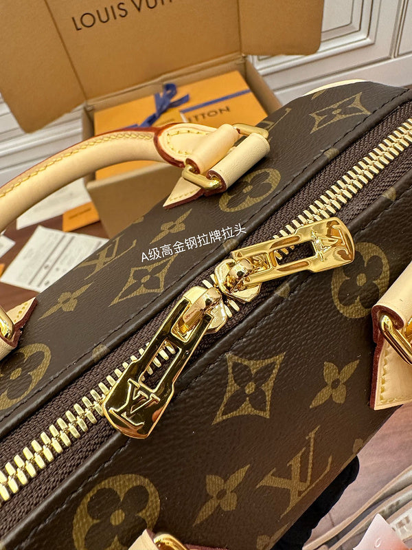 Amelia's Bag Gallery - LOV Bags - 1040