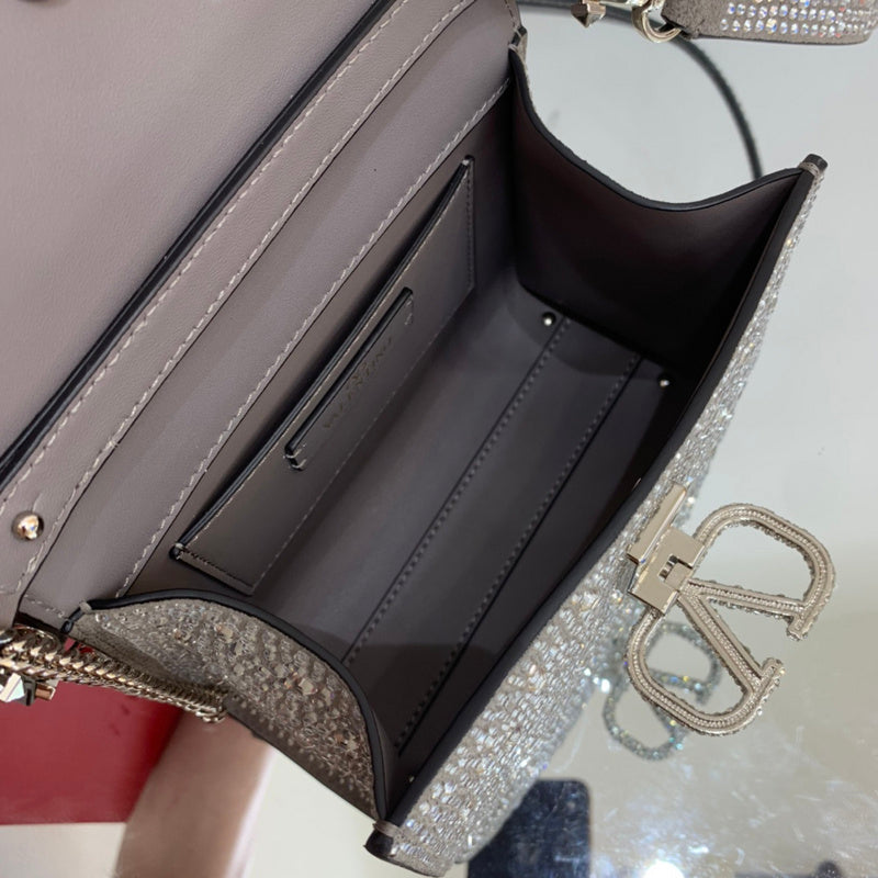 VAL LUXURY BAGS - FOR FASHION LOVERS  AFFORDABLE LUXURY BAGS- 299