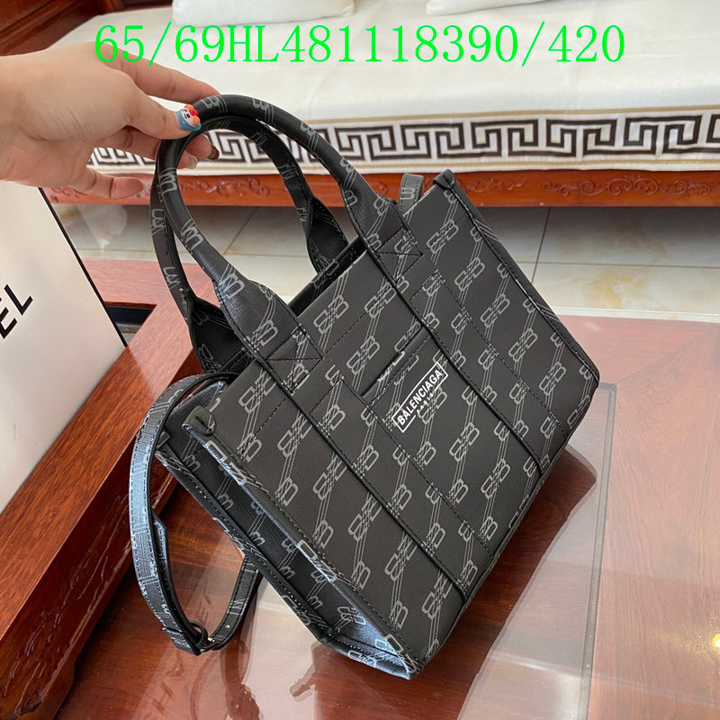 Amelia - BGA Bags - 1982