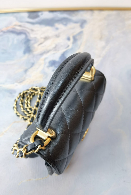 Wellow Bags - Chanel - Bags  - 337