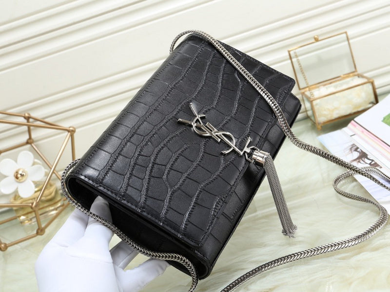 Amelia - YSL Bag - 3554