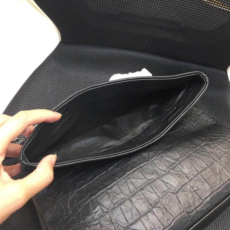 Amelia - YSL Bag - 2668