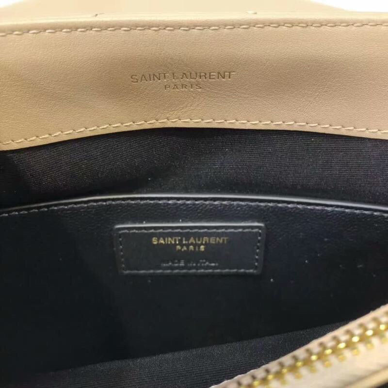 Amelia - YSL Bag - 2310