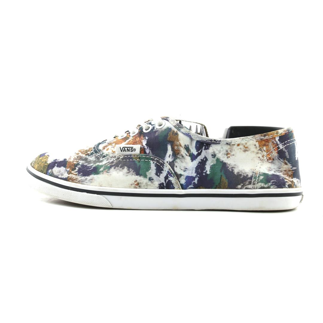 VANS AUTHENTIC