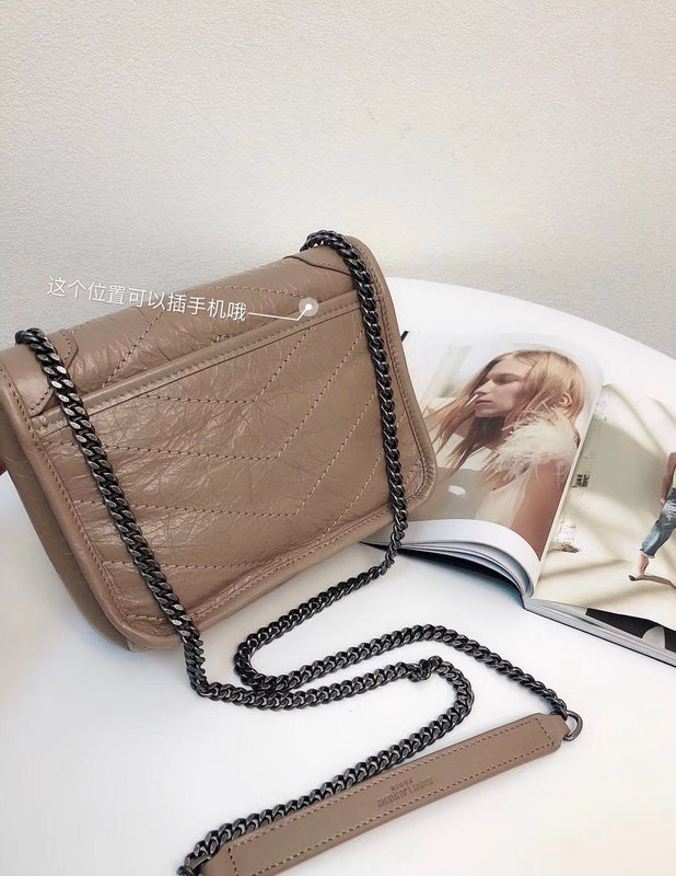 Amelia - YSL Bag - 3837