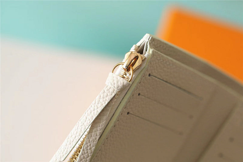 Fan Fashion Lu-Vi bags - 8785