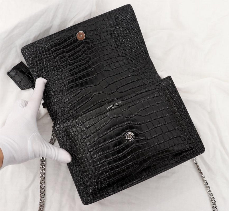 Amelia - YSL Bag - 2543