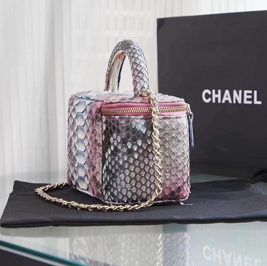 Wellow Bags - Chanel - Bags  - 202