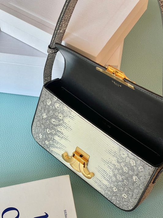 CE Triomphe Shoulder Bag In Lizard Natural For Women 8in/20Amelia194144BF5.02VG