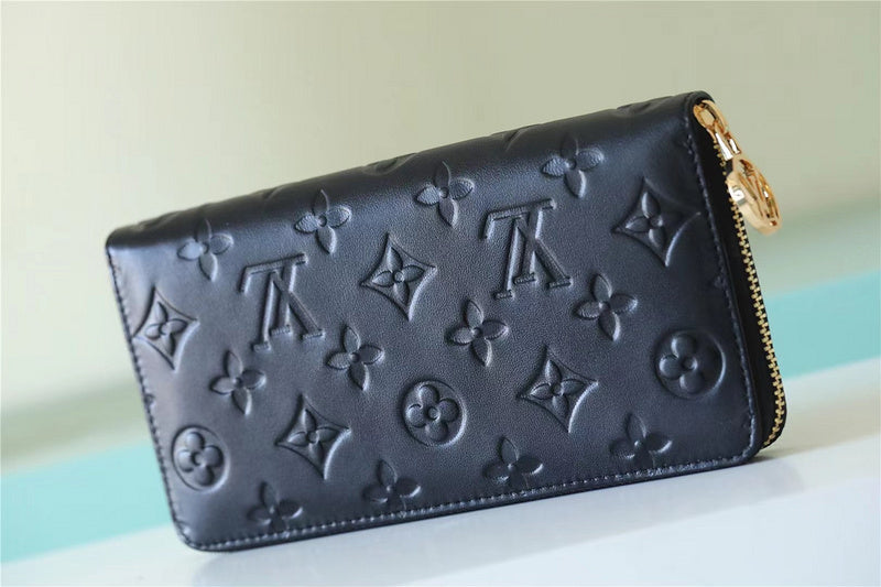 Fan Fashion Lu-Vi bags - 8805