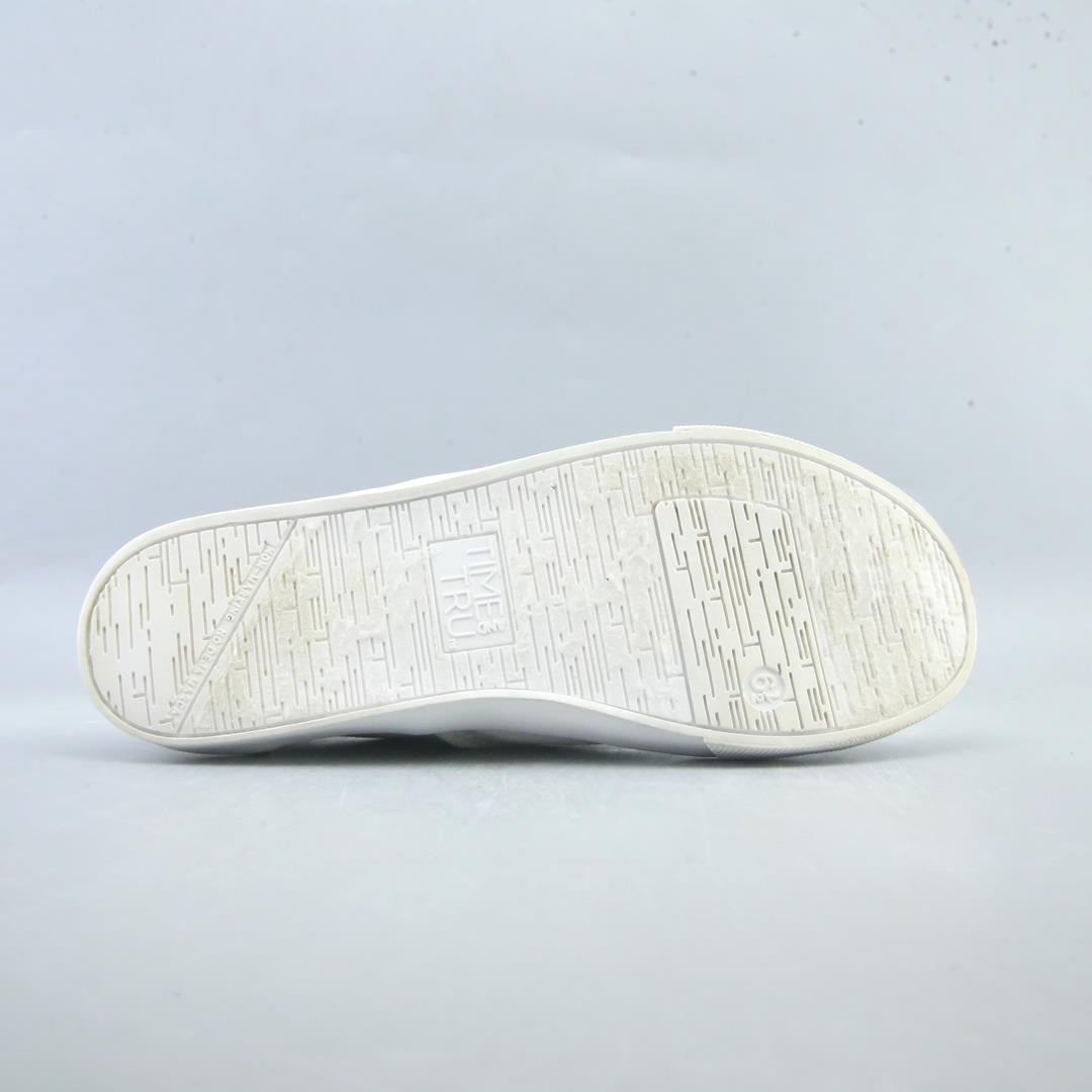 TIME AND TRU MEMORY FOAM