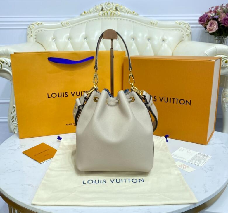 AmeliaLuxury - LOV Bags - 2444