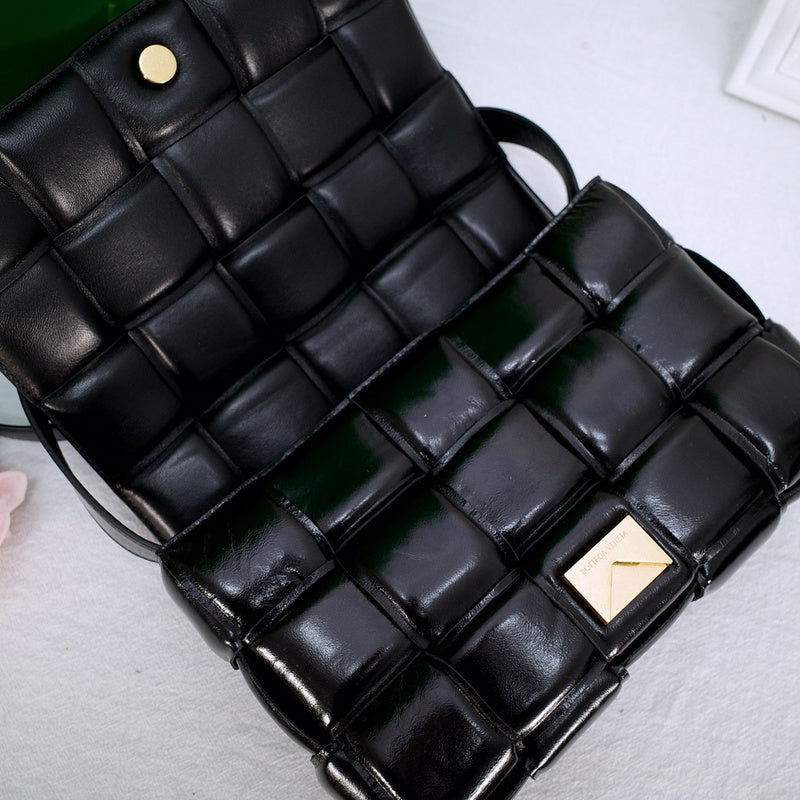 B-VENETA STYLISH HANBAGS FOR WOMEN - - 191