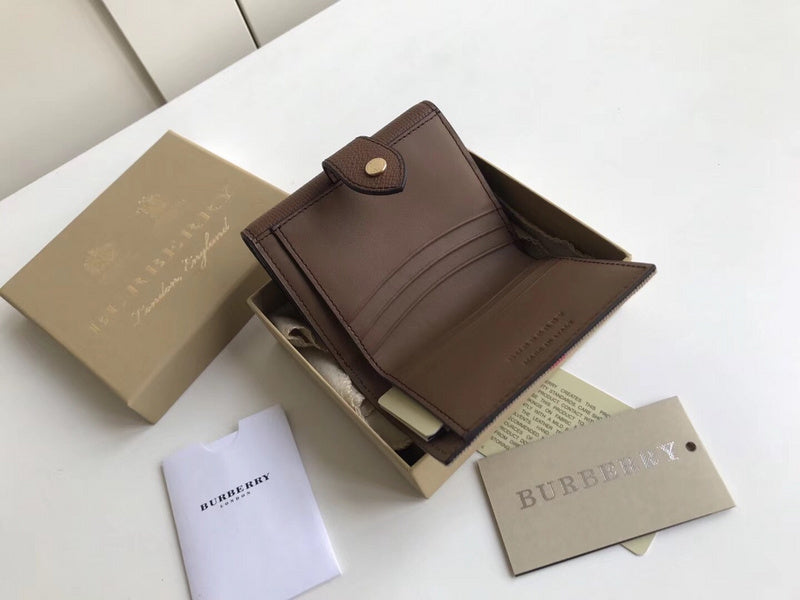 Burberry Bags - Bagsattire   549