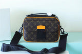 Fan Fashion Lu-Vi bags - 9910