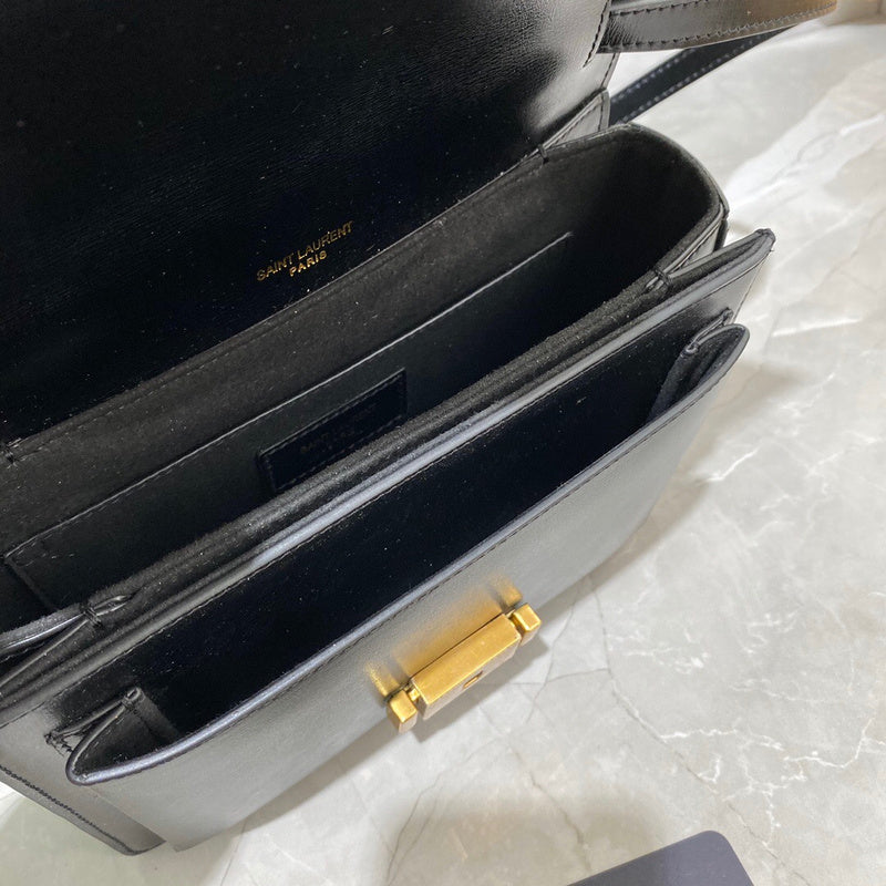 Amelia - YSL Bag - 4035