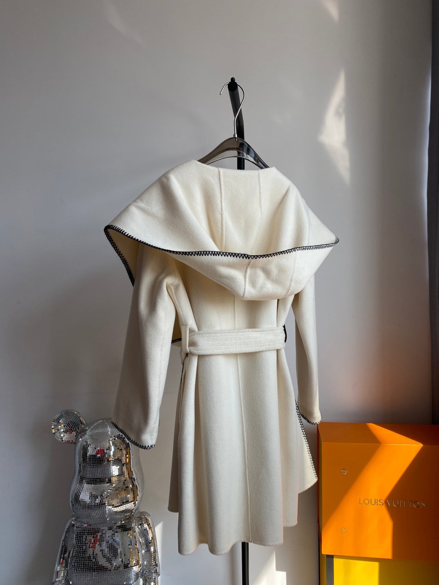 Luxury Louis Vuitton  Wrap Coat 028