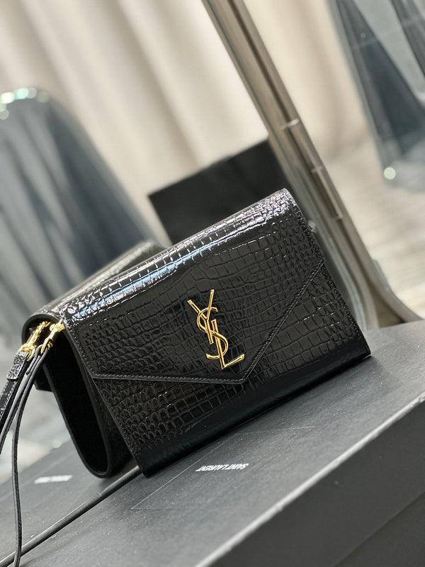 Amelia - YSL Bag - 3955