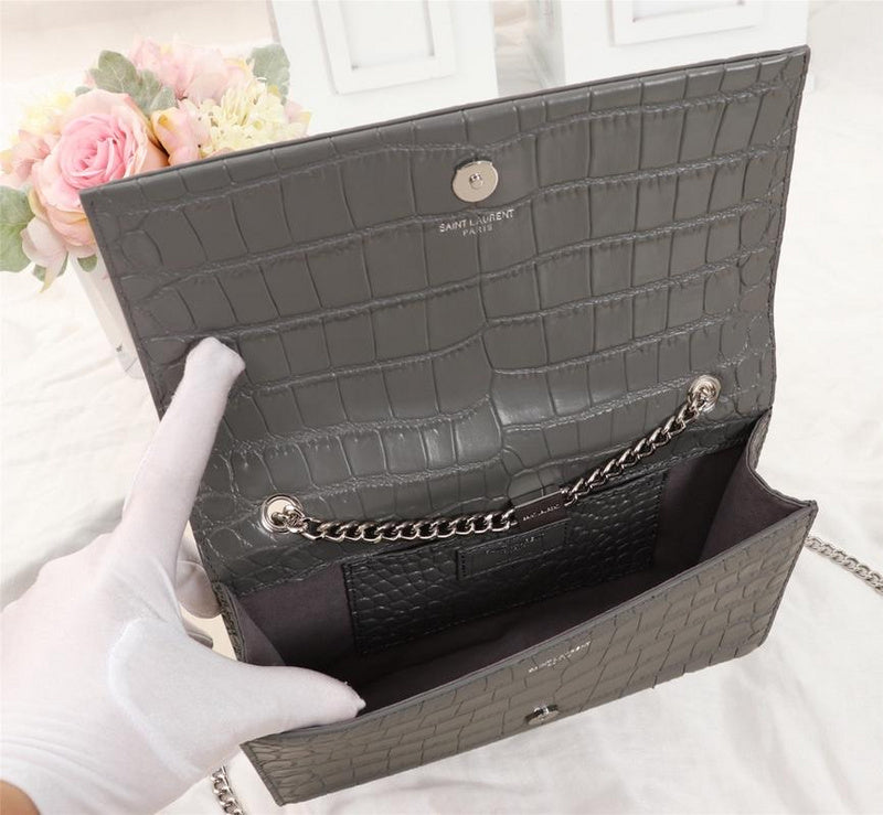 Amelia - YSL Bag - 2602
