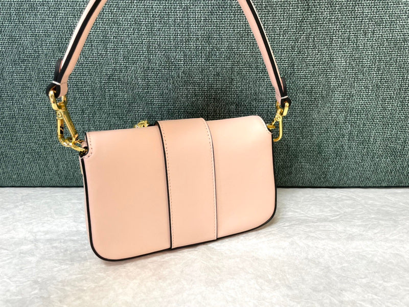 Amelia's Bag Gallery - VAR Bags - 218