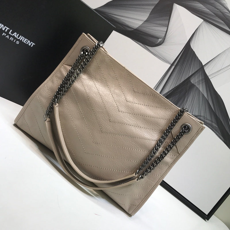 Amelia - YSL Bag - 2342