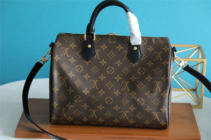 Fan Fashion Lu-Vi bags - 8159