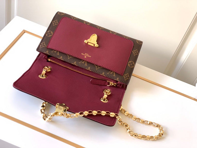 Fashion Lu-Vi bags - 3911