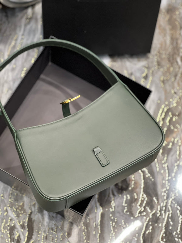 Amelia - YSL Bag - 2480