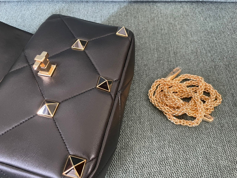 Amelia's Bag Gallery - VEL Bags - 589
