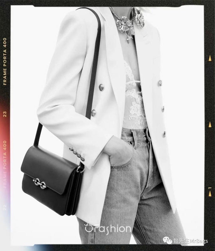 Amelia - YSL Bag - 3678