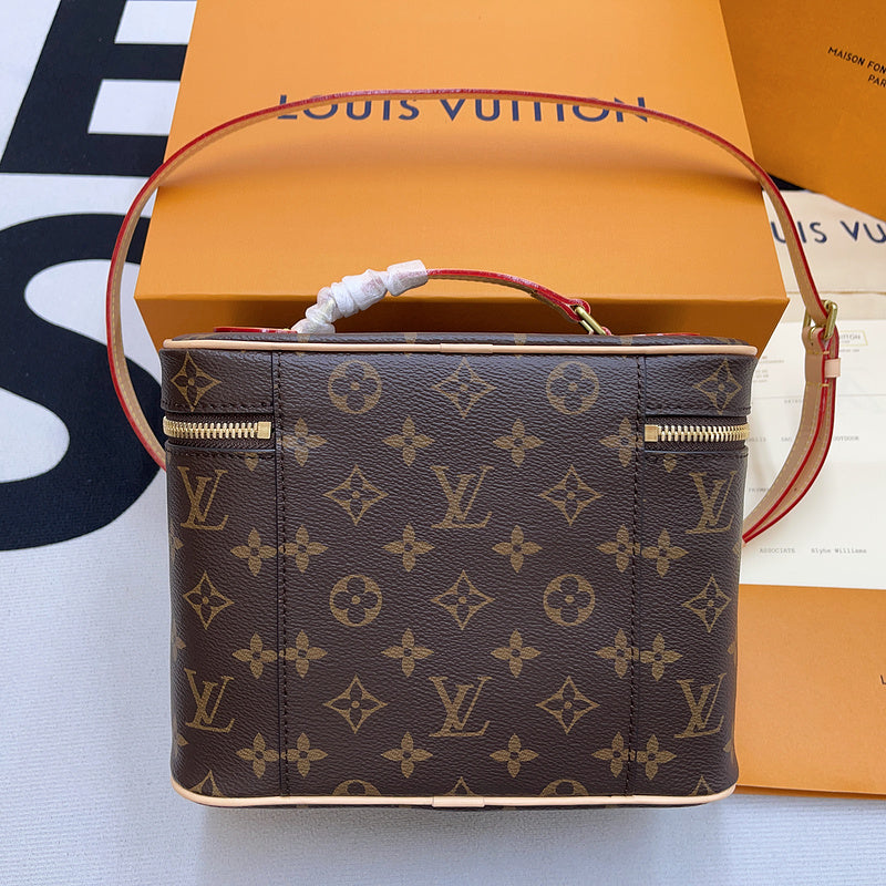 Fan Fashion Lu-Vi bags - 8004