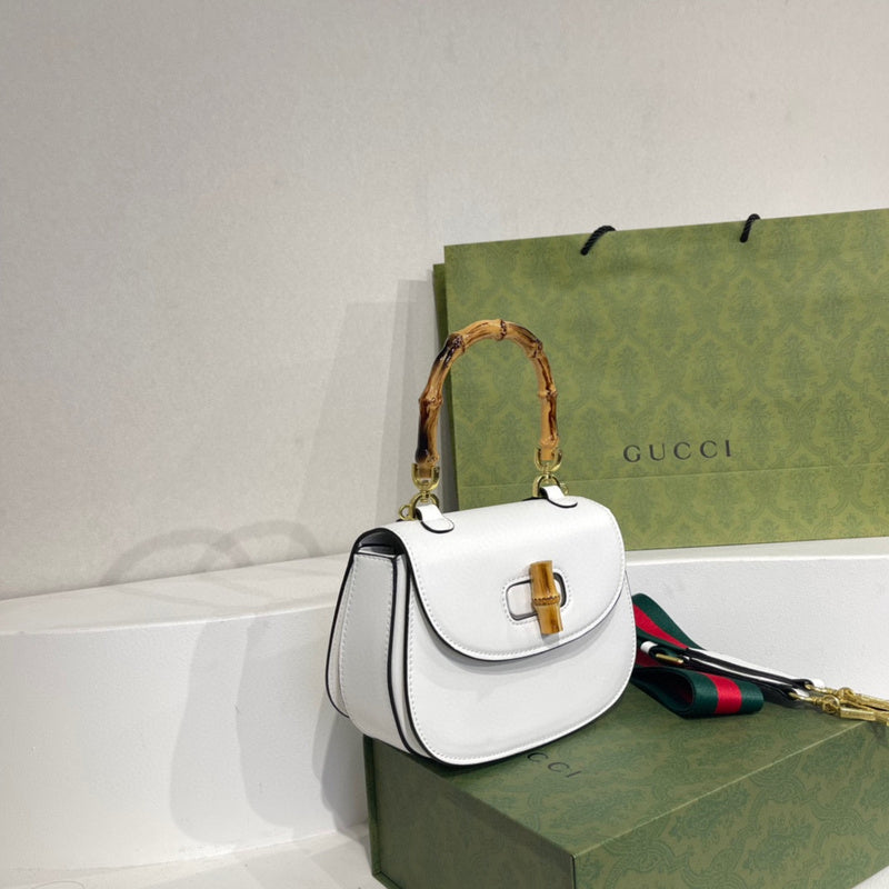Amelia- GCI Bags - 2007