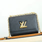 Fan Fashion Lu-Vi bags - 8524