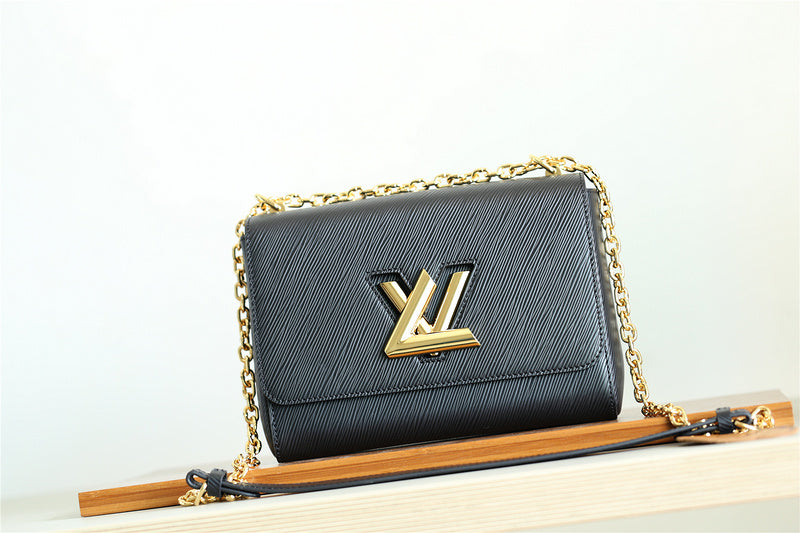 Fan Fashion Lu-Vi bags - 8524