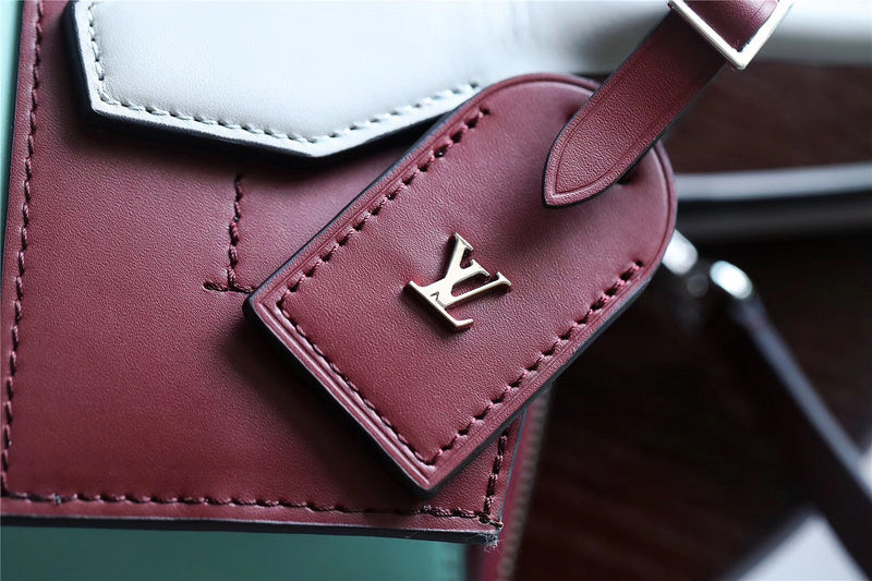 Fan Fashion Lu-Vi bags - 8033