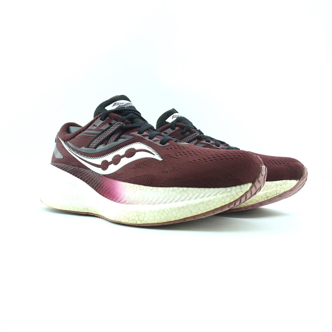 SAUCONY TRIUMPH 20