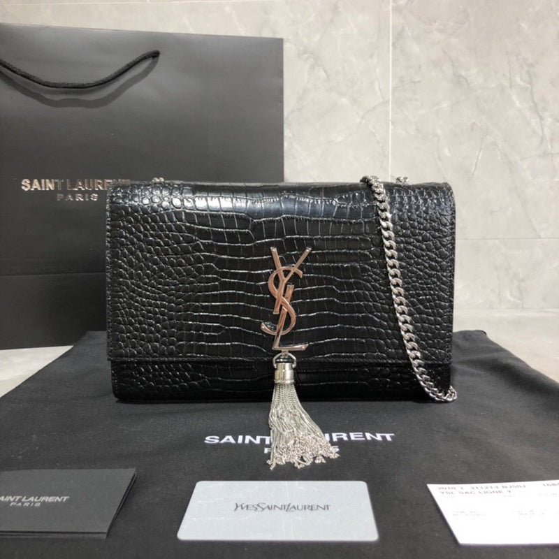 Amelia - YSL Bag - 4013