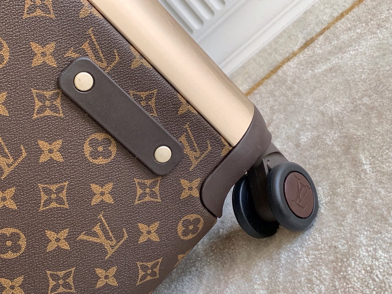 Fan Fashion Lu-Vi bags - 11401
