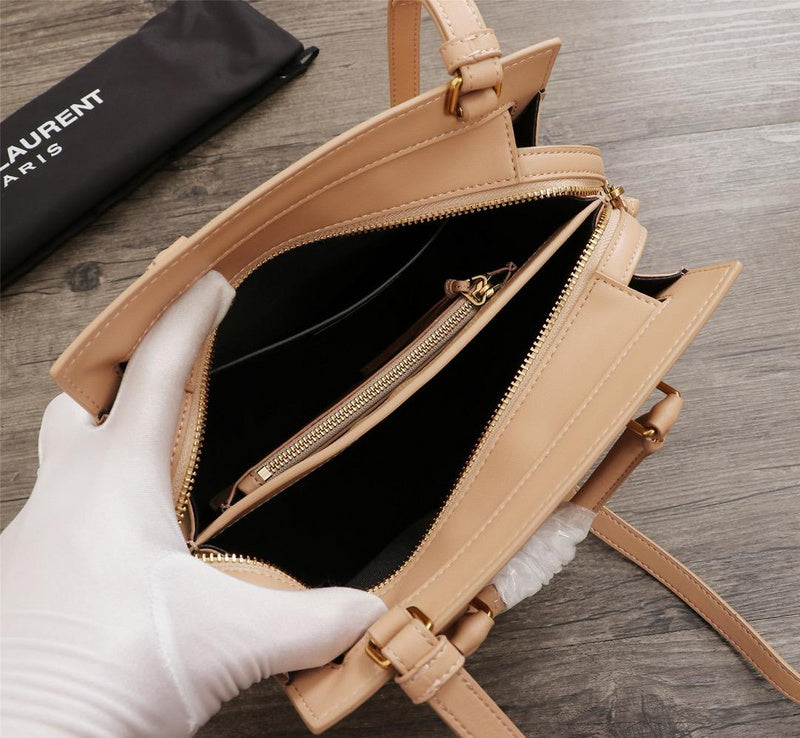 Amelia - YSL Bag - 2939