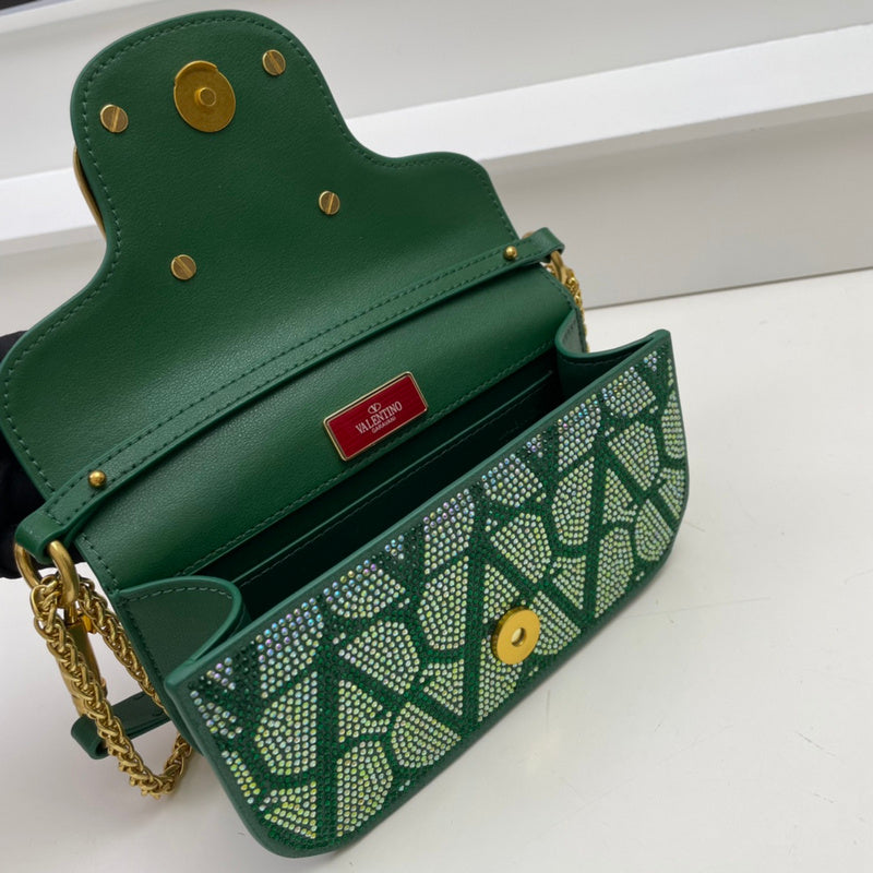 Amelia's Bag Gallery - VEL Bags - 204