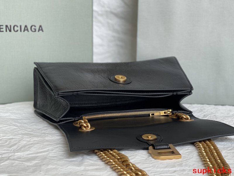 Amelia- BG Hourglass Bags - 040