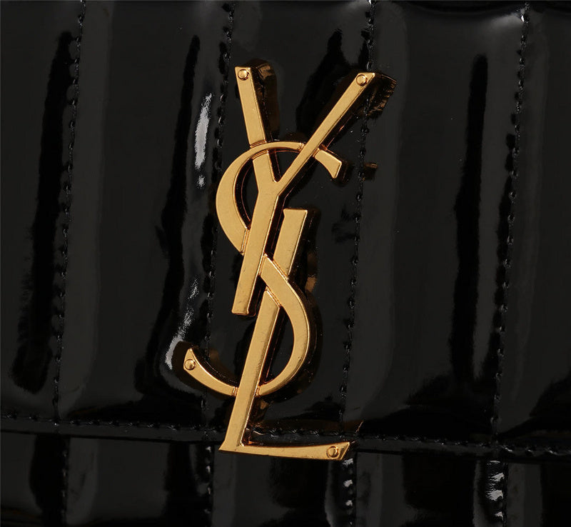 Amelia - YSL Bag - 2857