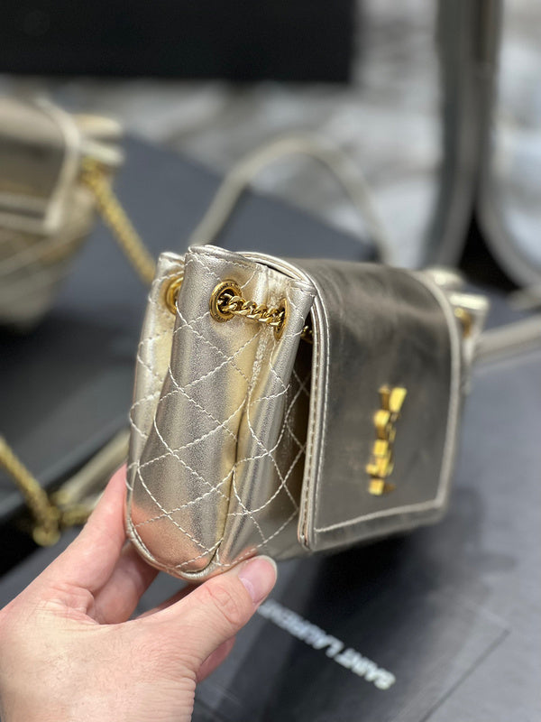 Amelia - YSL Bag - 1974